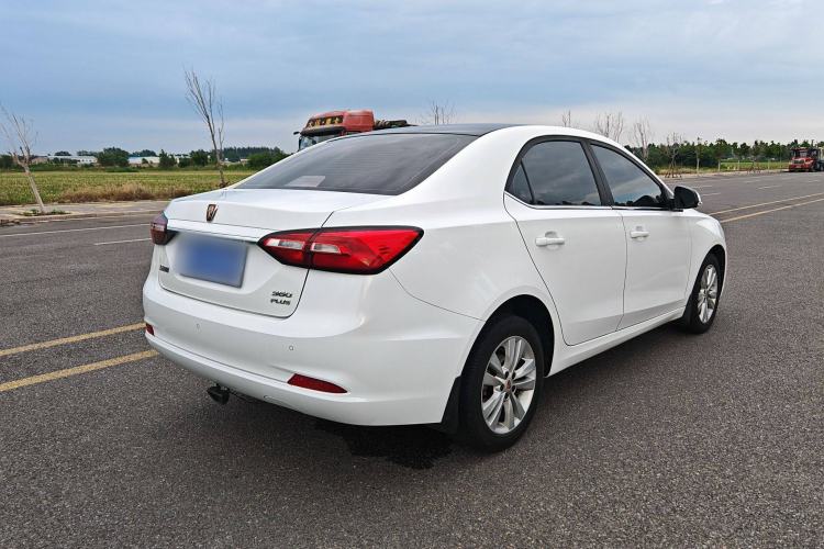 Used Roewe 360 2018 PLUS 1.5L Manual Luxury Edition Exterior 5