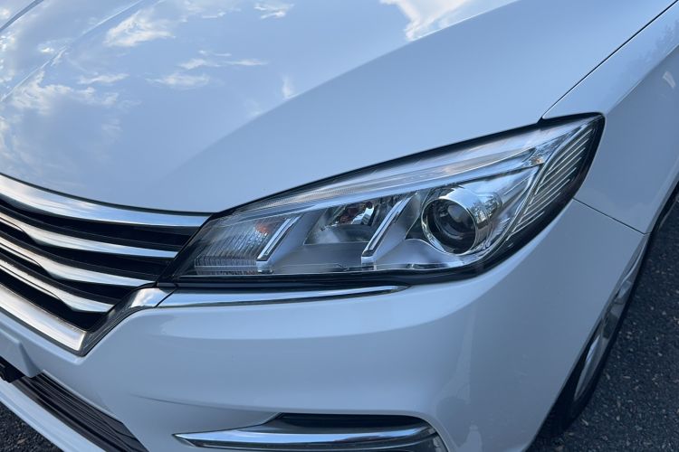 Used Roewe 360 2018 PLUS 1.5L Automatic Luxury Edition Exterior 6