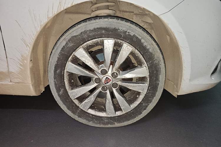 Used Roewe 360 2018 PLUS 1.5L Automatic Luxury Edition Exterior 7