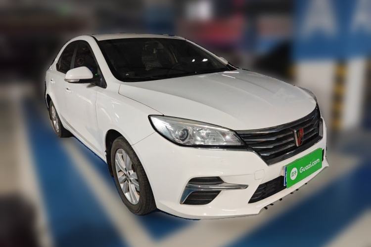 Used Roewe 360 2018 PLUS 1.5L Manual Luxury Edition Front Right 45 Deg