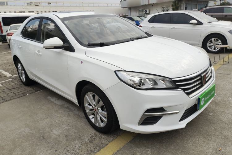 Used Roewe 360 2018 PLUS 1.5L Automatic Luxury Edition Front Right 45 Deg