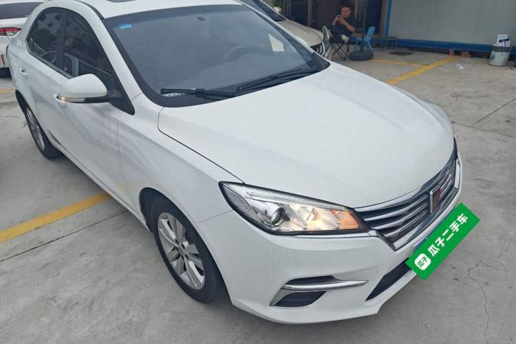 Used Roewe 360 2018 PLUS 1.5L Automatic Luxury Edition Front Right 45 Deg