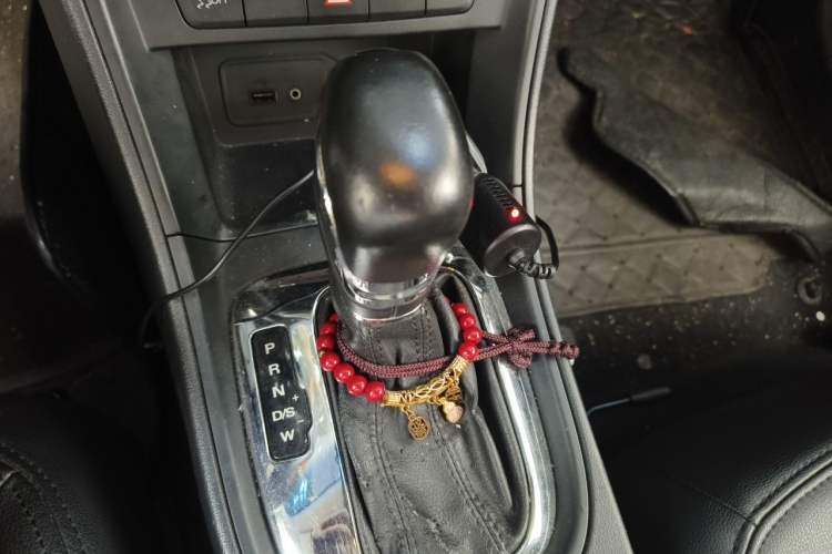 Used Roewe 360 2018 PLUS 1.5L Automatic Luxury Edition Gear Lever