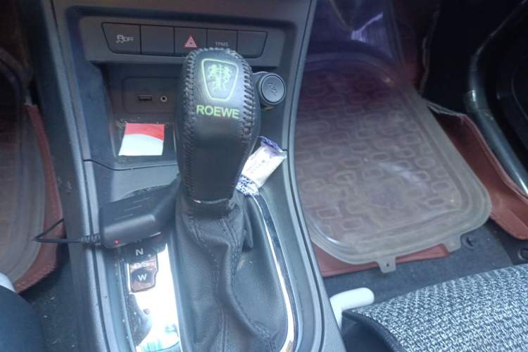 Used Roewe 360 2018 PLUS 1.5L Automatic Luxury Edition Gear Lever