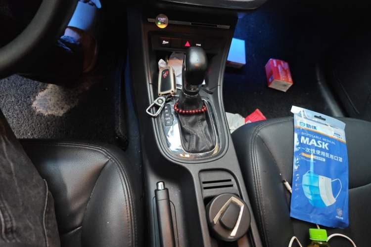 Used Roewe 360 2018 PLUS 1.5L Automatic Luxury Edition Gear Lever