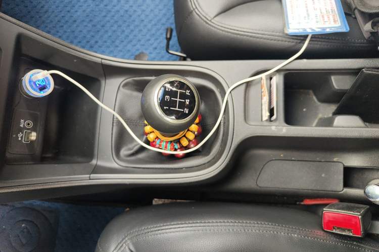 Used Roewe 360 2018 PLUS 1.5L Manual Luxury Edition Gear Lever