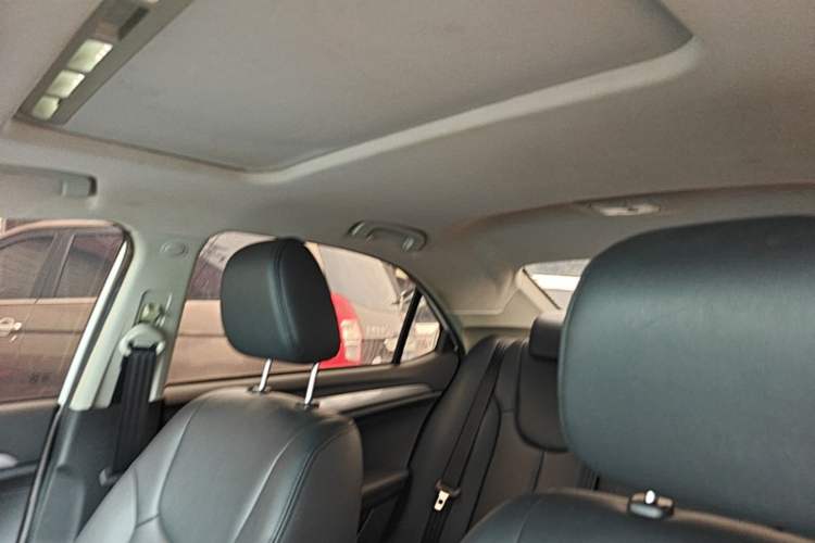 Used Roewe 360 2018 PLUS 1.5L Automatic Luxury Edition Headliner