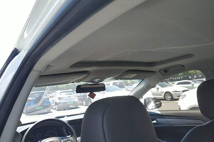 Used Roewe 360 2018 PLUS 1.5L Automatic Luxury Edition Headliner