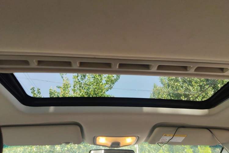 Used Roewe 360 2018 PLUS 1.5L Manual Luxury Edition Headliner