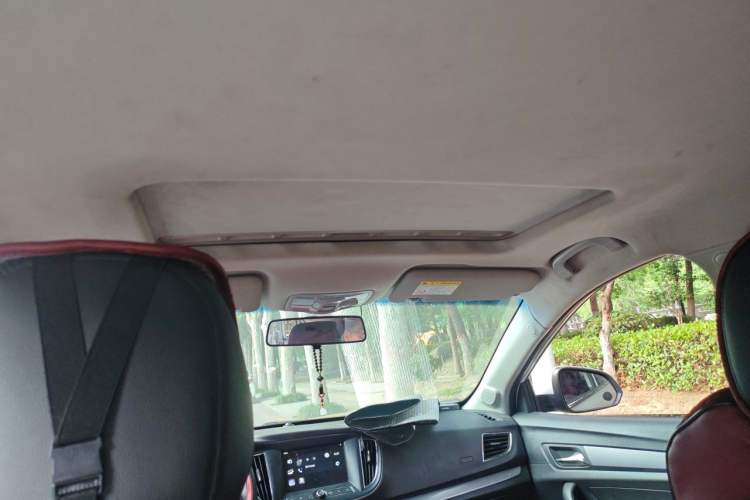 Used Roewe 360 2018 PLUS 1.5L Automatic Luxury Edition Headliner