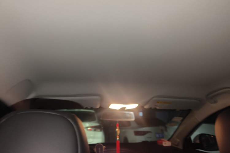 Used Roewe 360 2018 PLUS 1.5L Automatic Luxury Edition Headliner