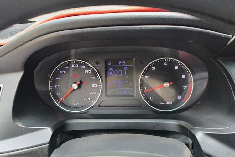 Used Roewe 360 2018 PLUS 1.5L Automatic Luxury Edition Instrument Cluster