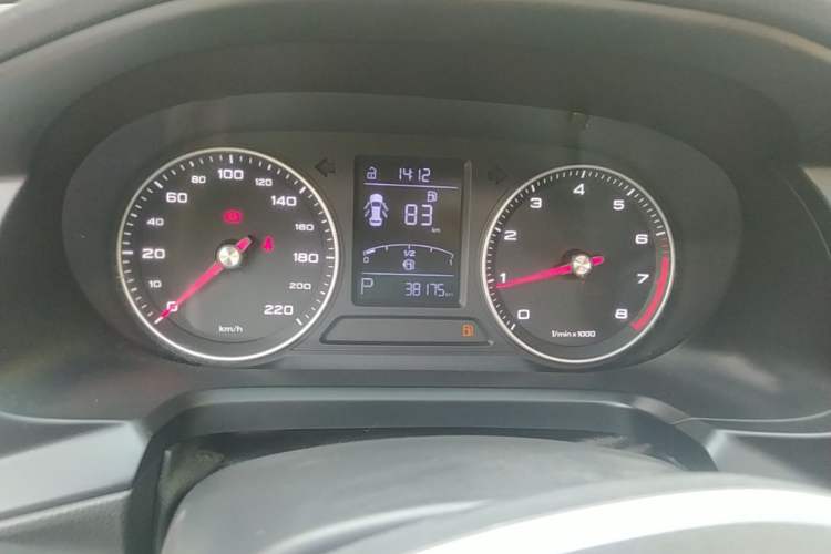 Used Roewe 360 2018 PLUS 1.5L Automatic Luxury Edition Instrument Cluster