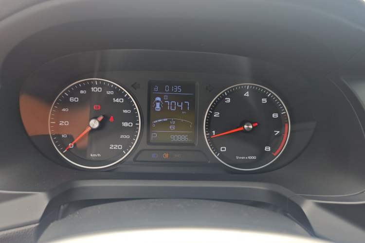 Used Roewe 360 2018 PLUS 1.5L Automatic Luxury Edition Instrument Cluster