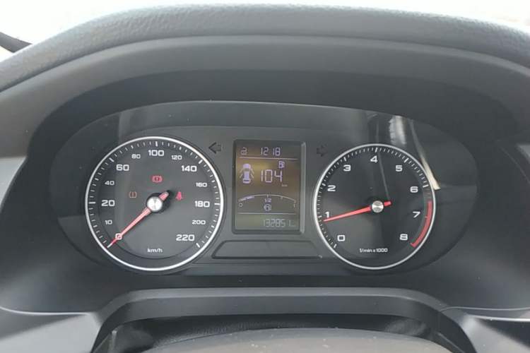 Used Roewe 360 2018 PLUS 1.5L Manual Luxury Edition Instrument Cluster
