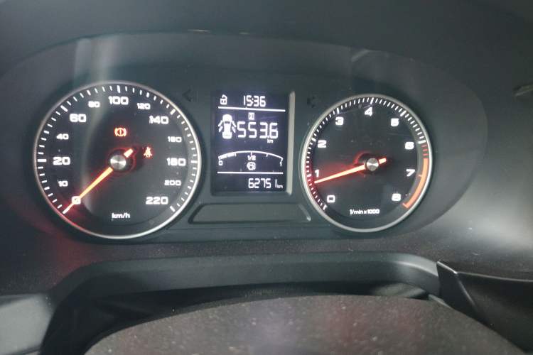 Used Roewe 360 2018 PLUS 1.5L Manual Luxury Edition Instrument Cluster