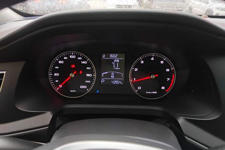 Used Roewe 360 2018 PLUS 1.5L Automatic Luxury Edition Instrument Cluster