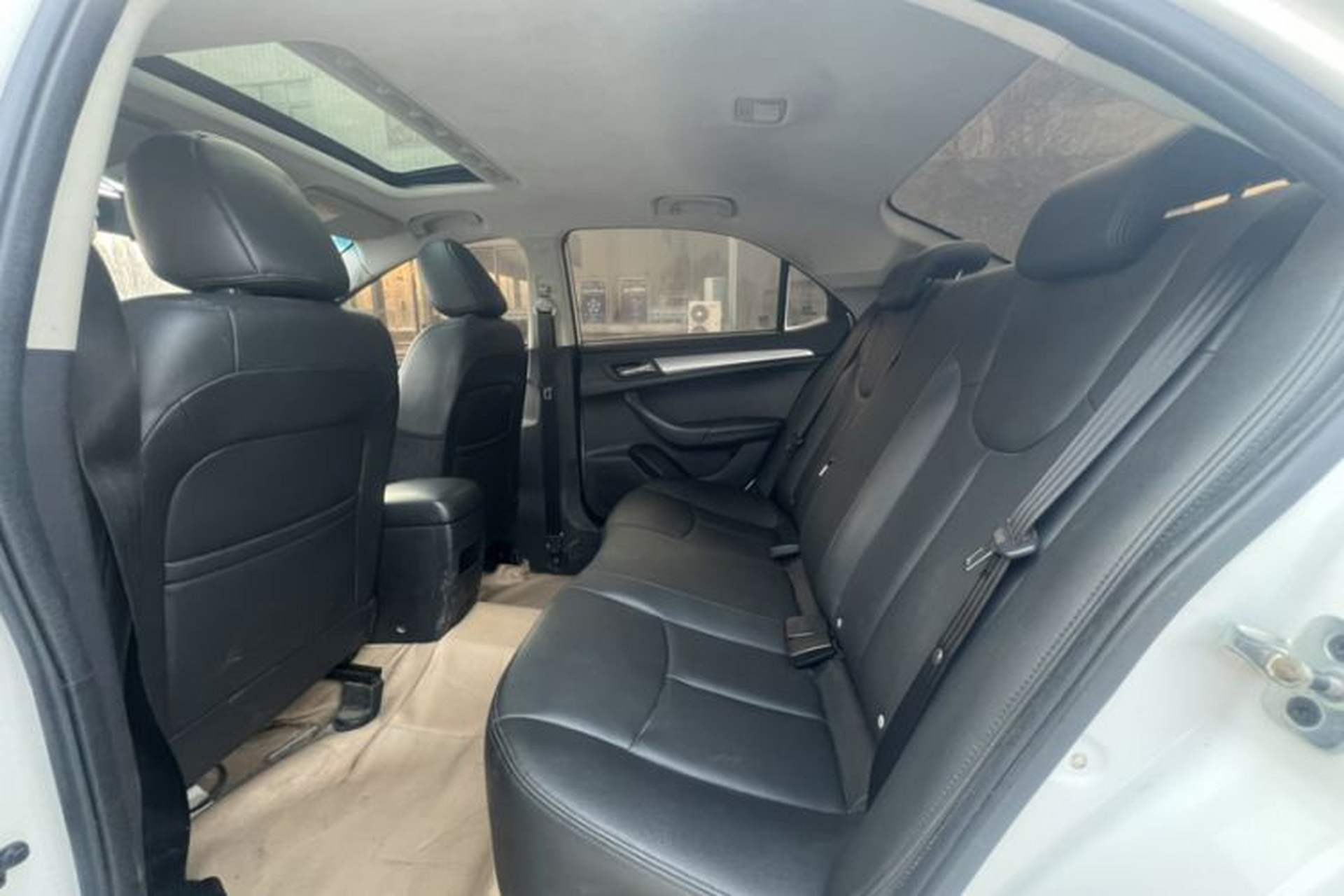 Used Roewe 360 2018 PLUS 1.5L Manual Luxury Edition Interior 1