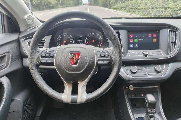 Used Roewe 360 2018 PLUS 1.5L Automatic Luxury Edition Interior 6