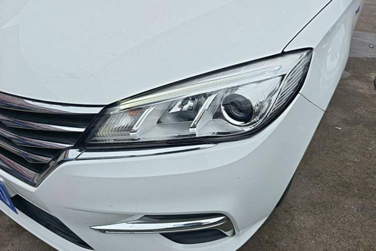 Used Roewe 360 2018 PLUS 1.5L Automatic Luxury Edition Left Front Headlight