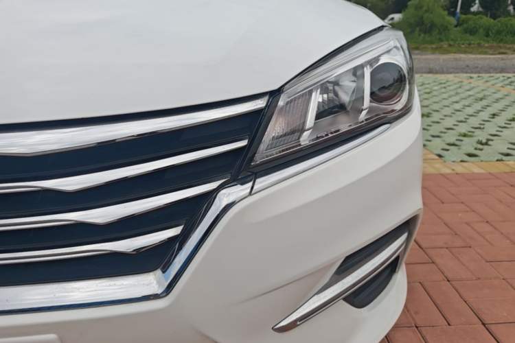 Used Roewe 360 2018 PLUS 1.5L Automatic Luxury Edition Left Front Headlight