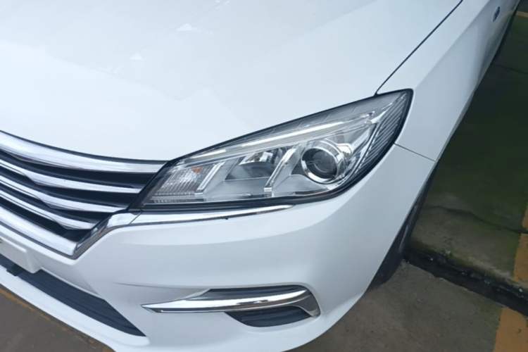 Used Roewe 360 2018 PLUS 1.5L Automatic Luxury Edition Left Front Headlight