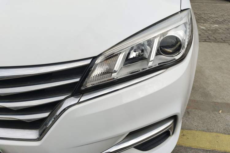 Used Roewe 360 2018 PLUS 1.5L Automatic Luxury Edition Left Front Headlight
