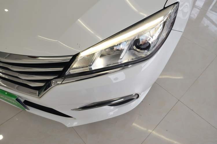 Used Roewe 360 2018 PLUS 1.5L Manual Luxury Edition Left Front Headlight