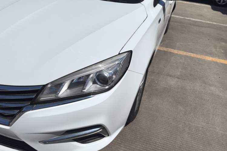 Used Roewe 360 2018 PLUS 1.5L Automatic Luxury Edition Left Front Headlight