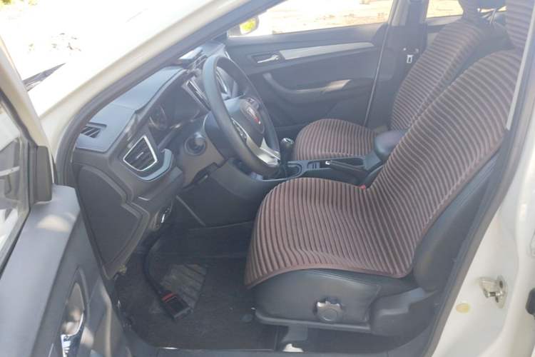 Used Roewe 360 2018 PLUS 1.5L Manual Luxury Edition Left Front Seat