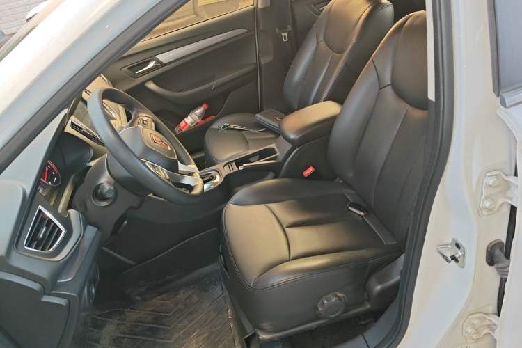 Used Roewe 360 2018 PLUS 1.5L Automatic Luxury Edition Left Front Seat