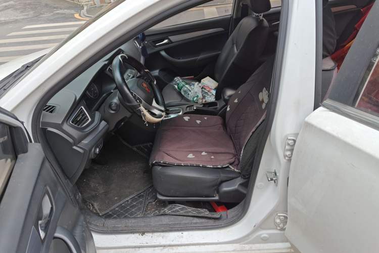Used Roewe 360 2018 PLUS 1.5L Automatic Luxury Edition Left Front Seat