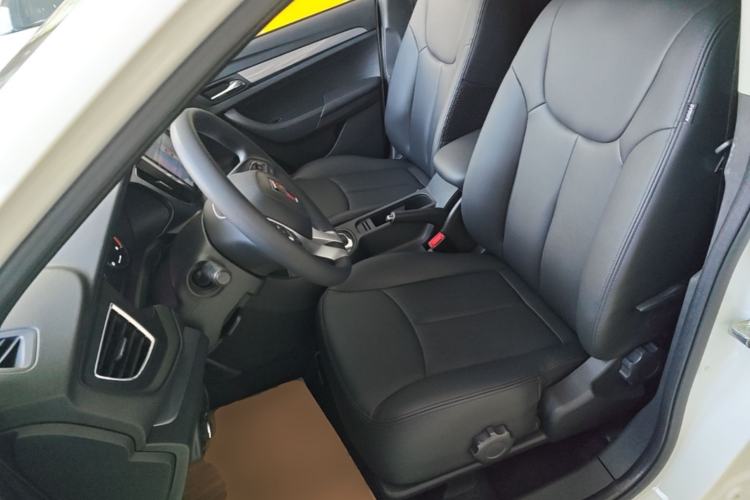 Used Roewe 360 2018 PLUS 1.5L Automatic Luxury Edition Left Front Seat