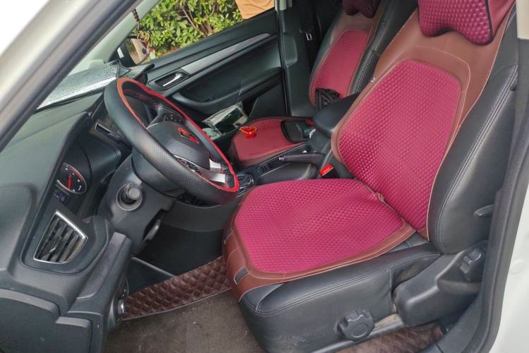 Used Roewe 360 2018 PLUS 1.5L Automatic Luxury Edition Left Front Seat