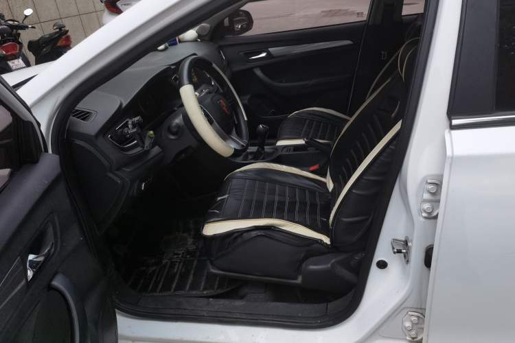 Used Roewe 360 2018 PLUS 1.5L Manual Luxury Edition Left Front Seat