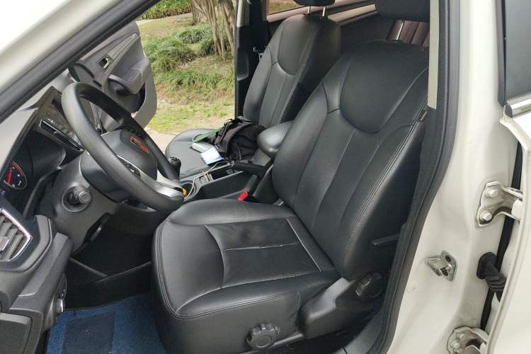 Used Roewe 360 2018 PLUS 1.5L Manual Luxury Edition Left Front Seat