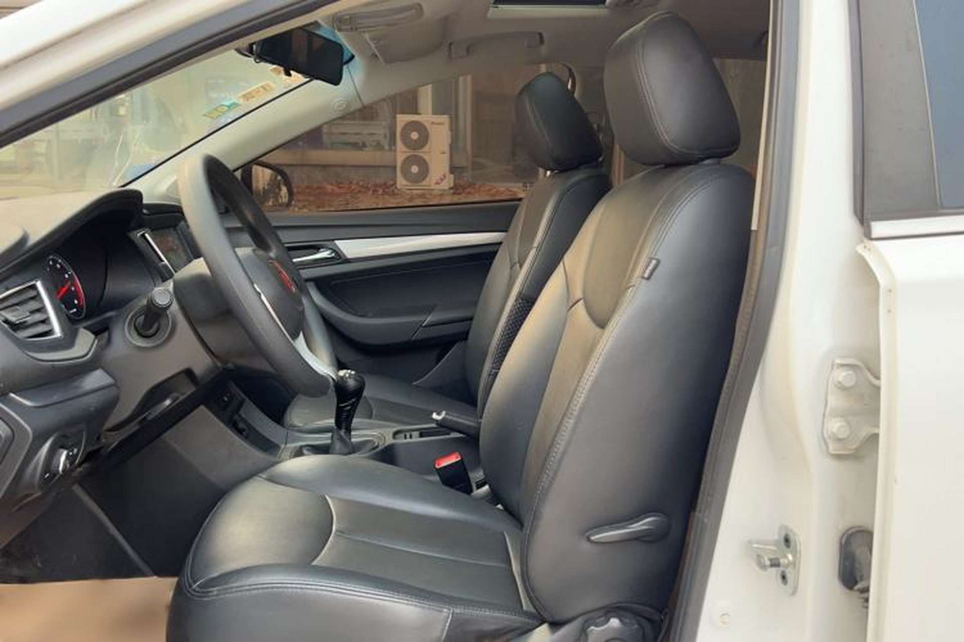 Used Roewe 360 2018 PLUS 1.5L Manual Luxury Edition Left Front Seat