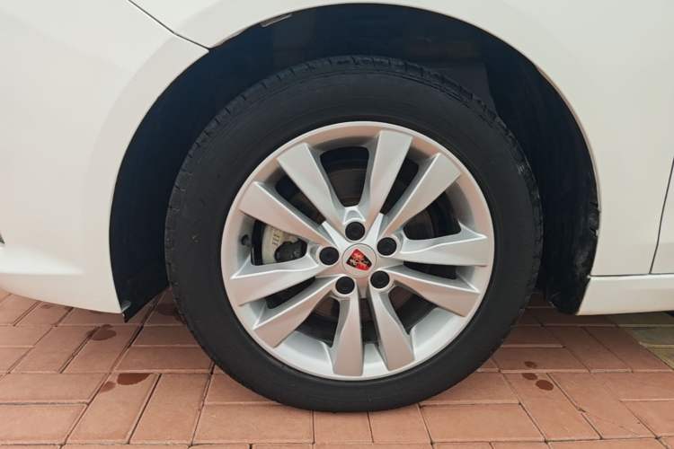 Used Roewe 360 2018 PLUS 1.5L Automatic Luxury Edition Left Front Wheel Hub