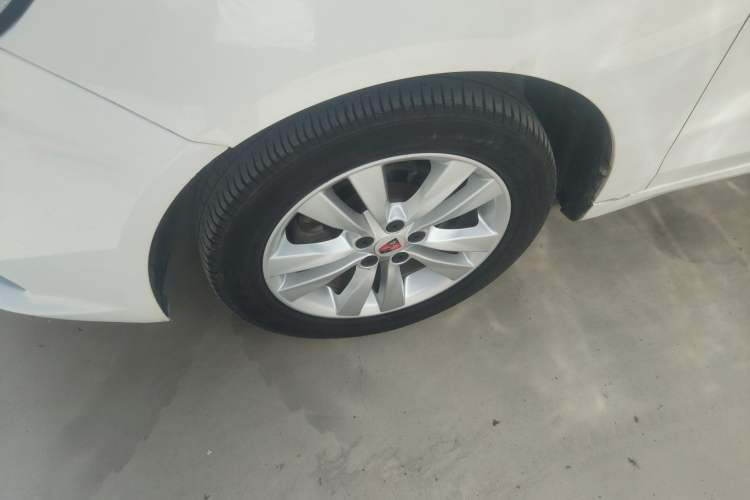 Used Roewe 360 2018 PLUS 1.5L Manual Luxury Edition Left Front Wheel Hub