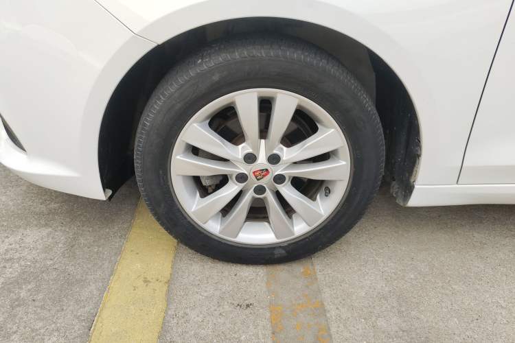 Used Roewe 360 2018 PLUS 1.5L Automatic Luxury Edition Left Front Wheel Hub