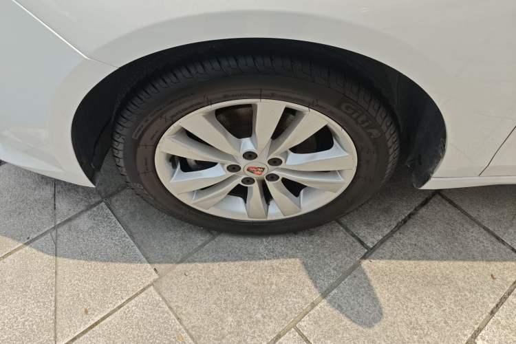 Used Roewe 360 2018 PLUS 1.5L Automatic Luxury Edition Left Front Wheel Hub