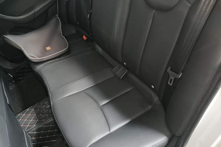 Used Roewe 360 2018 PLUS 1.5L Automatic Luxury Edition Left Rear Seat