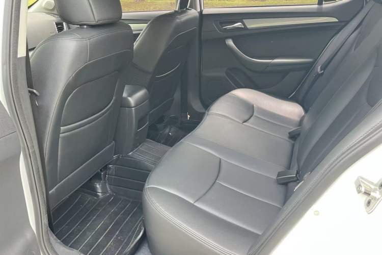 Used Roewe 360 2018 PLUS 1.5L Automatic Luxury Edition Left Rear Seat