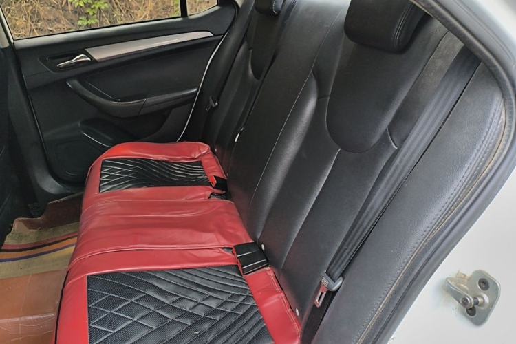 Used Roewe 360 2018 PLUS 1.5L Automatic Luxury Edition Left Rear Seat