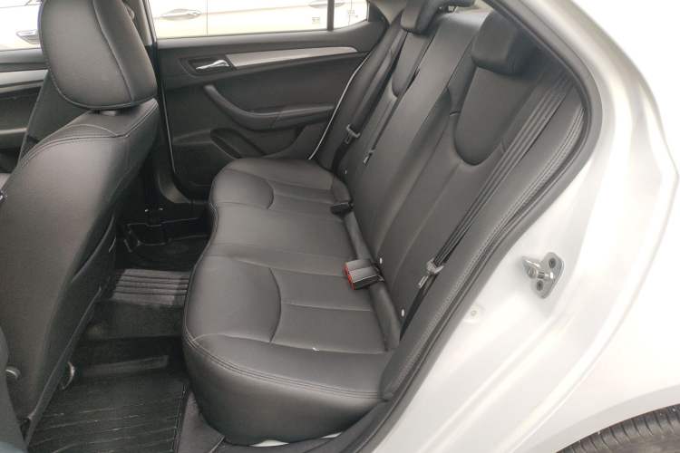 Used Roewe 360 2018 PLUS 1.5L Automatic Luxury Edition Left Rear Seat
