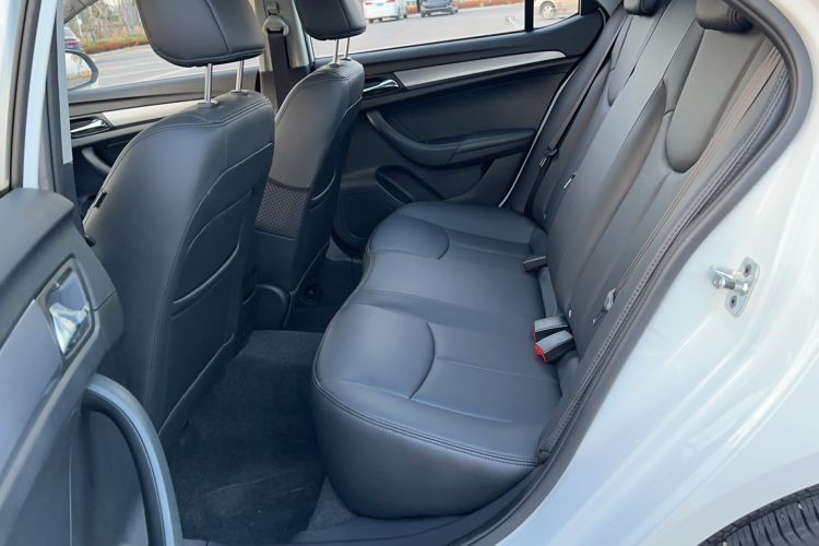 Used Roewe 360 2018 PLUS 1.5L Automatic Luxury Edition Left Rear Seat