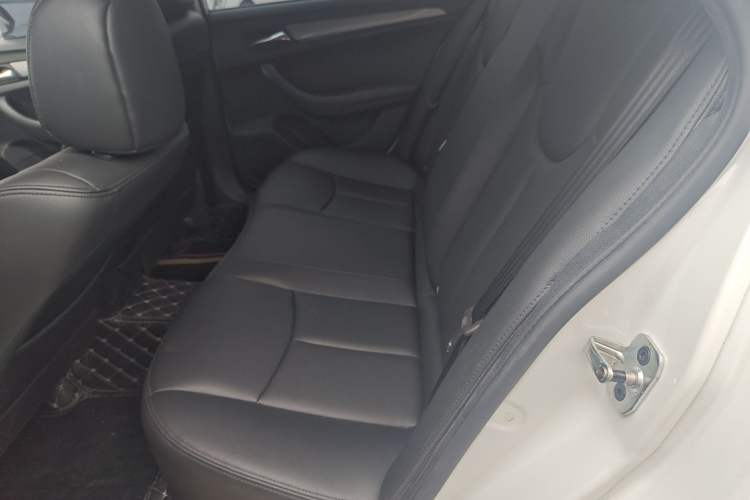 Used Roewe 360 2018 PLUS 1.5L Automatic Luxury Edition Left Rear Seat