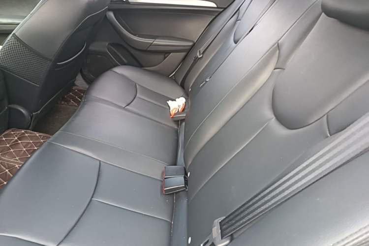 Used Roewe 360 2018 PLUS 1.5L Manual Luxury Edition Left Rear Seat