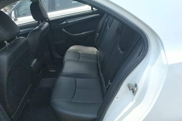 Used Roewe 360 2018 PLUS 1.5L Manual Luxury Edition Left Rear Seat