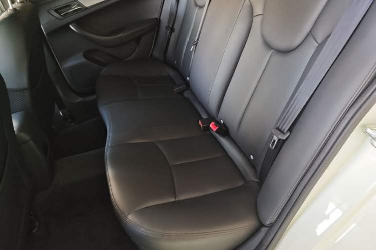 Used Roewe 360 2018 PLUS 1.5L Automatic Luxury Edition Left Rear Seat